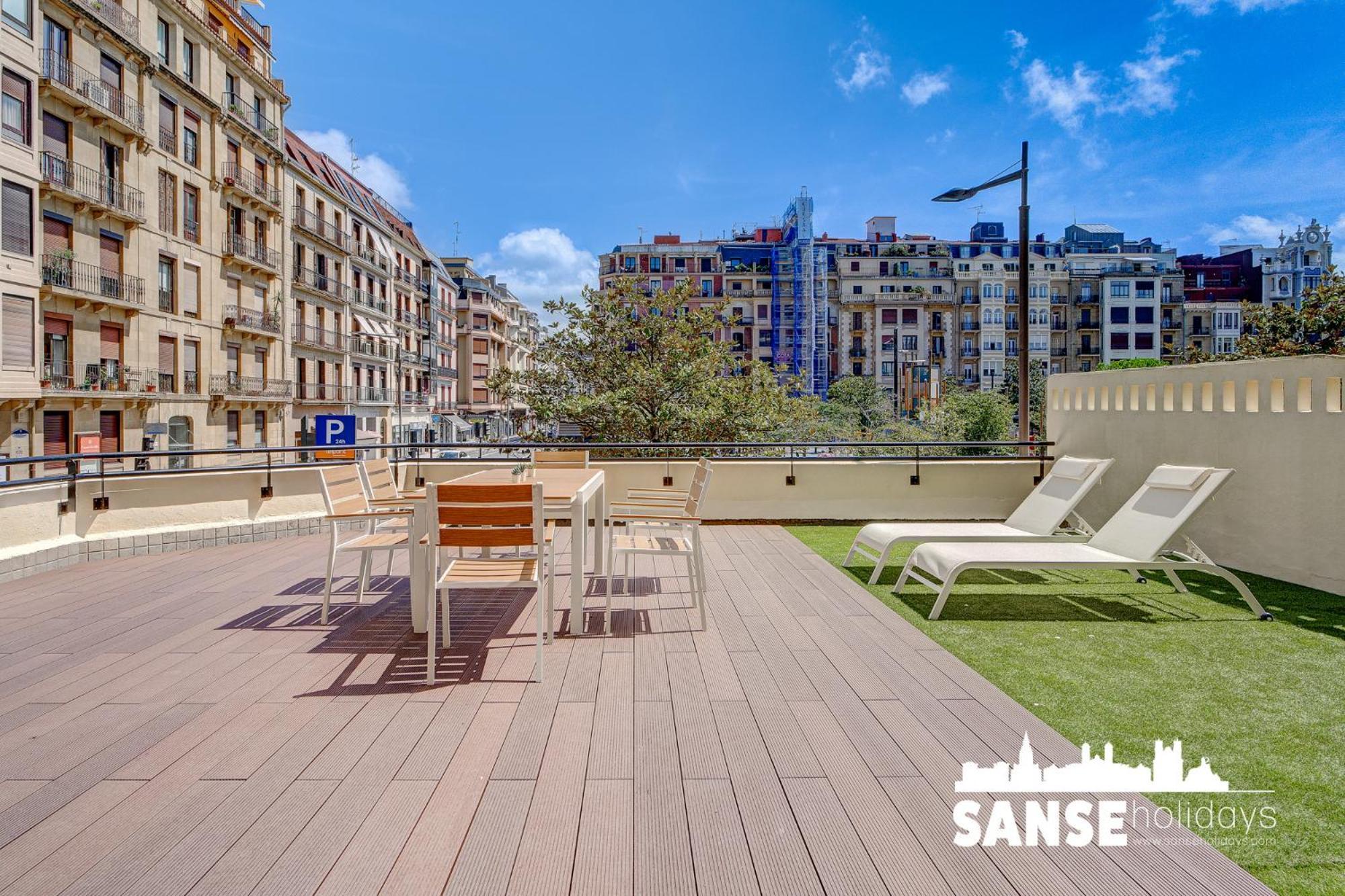 Apartamentos Gran Via By Sanse Holidays Сан-Себастьян Экстерьер фото