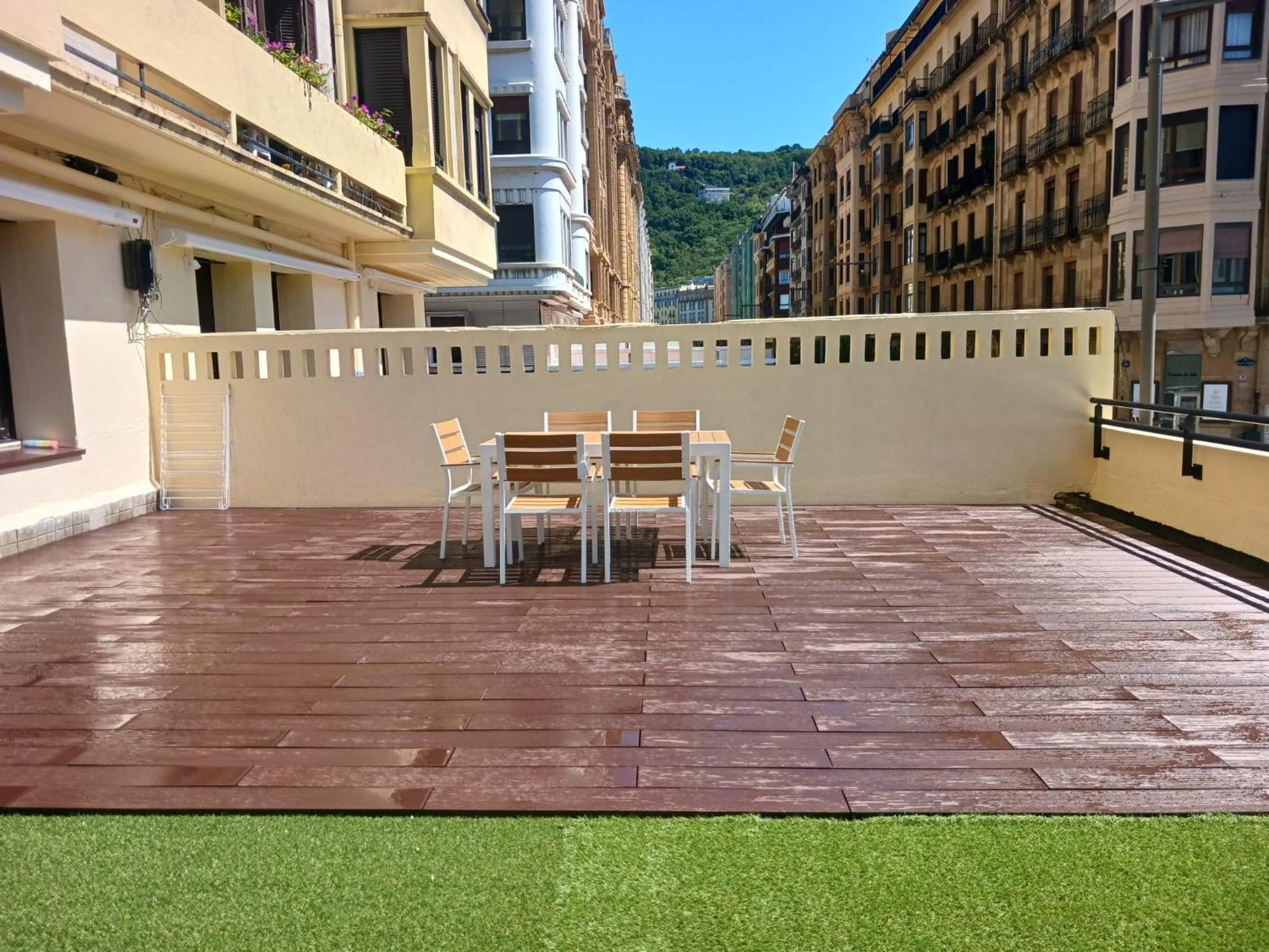 Apartamentos Gran Via By Sanse Holidays Сан-Себастьян Экстерьер фото